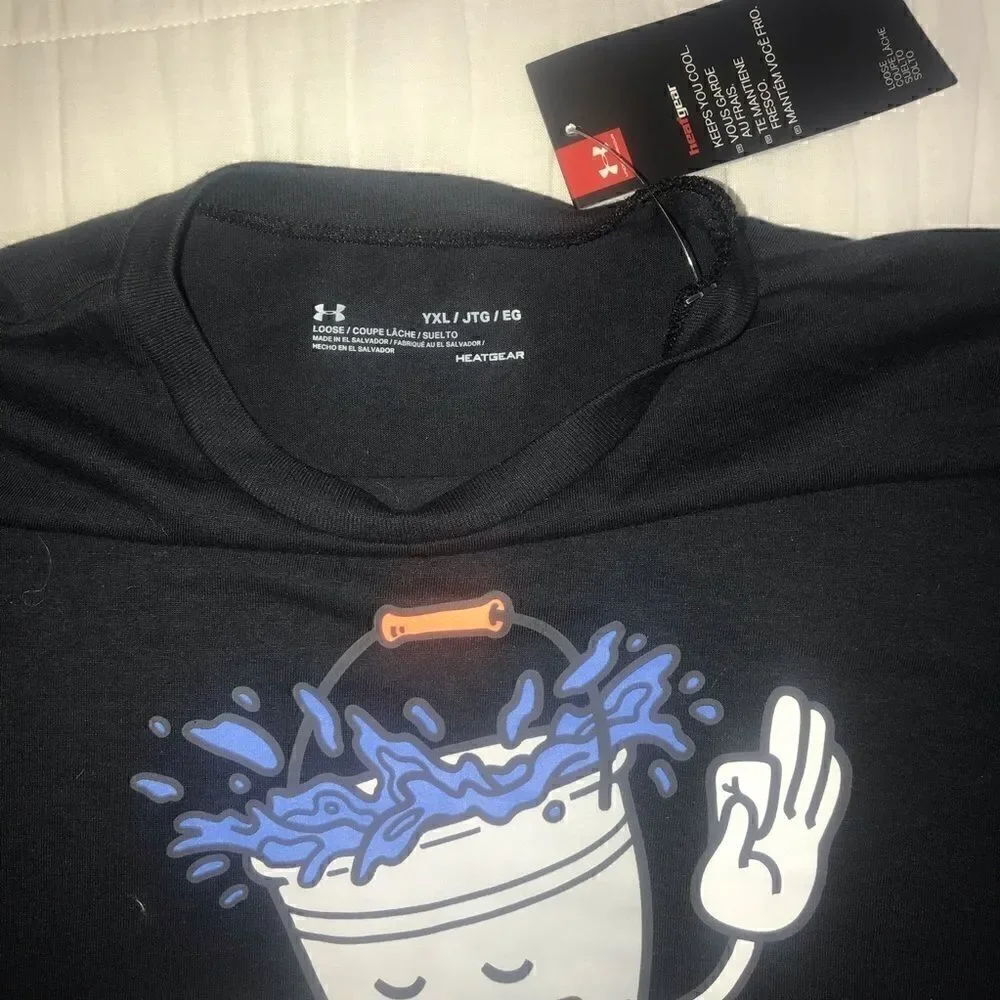 Under Armour boys heatgear T-shirt size YXL
